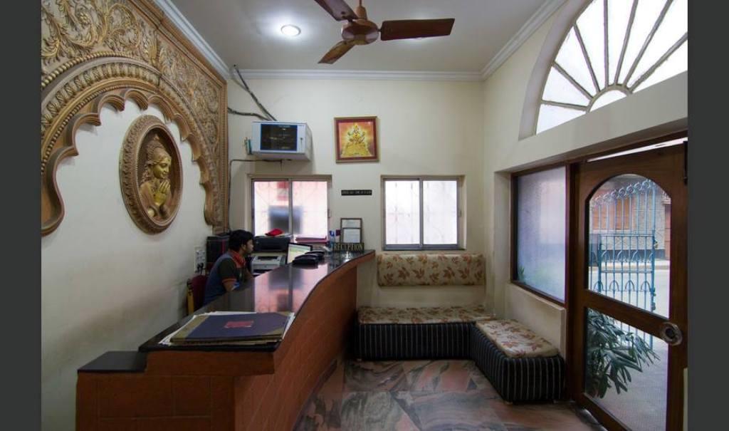 Hotel Venkateswara Calcutta Exterior foto